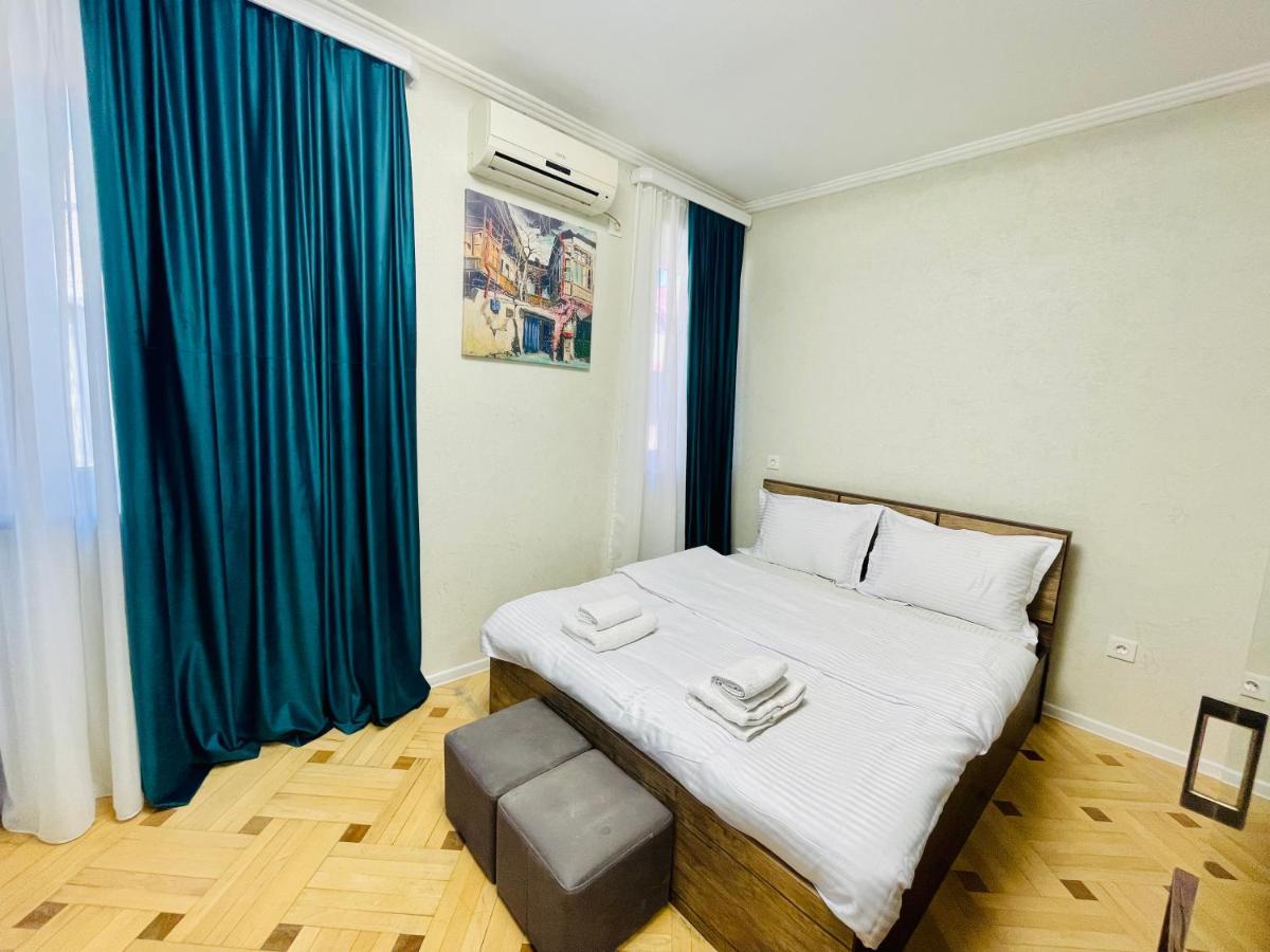 Quality Inn Tbilisi Buitenkant foto