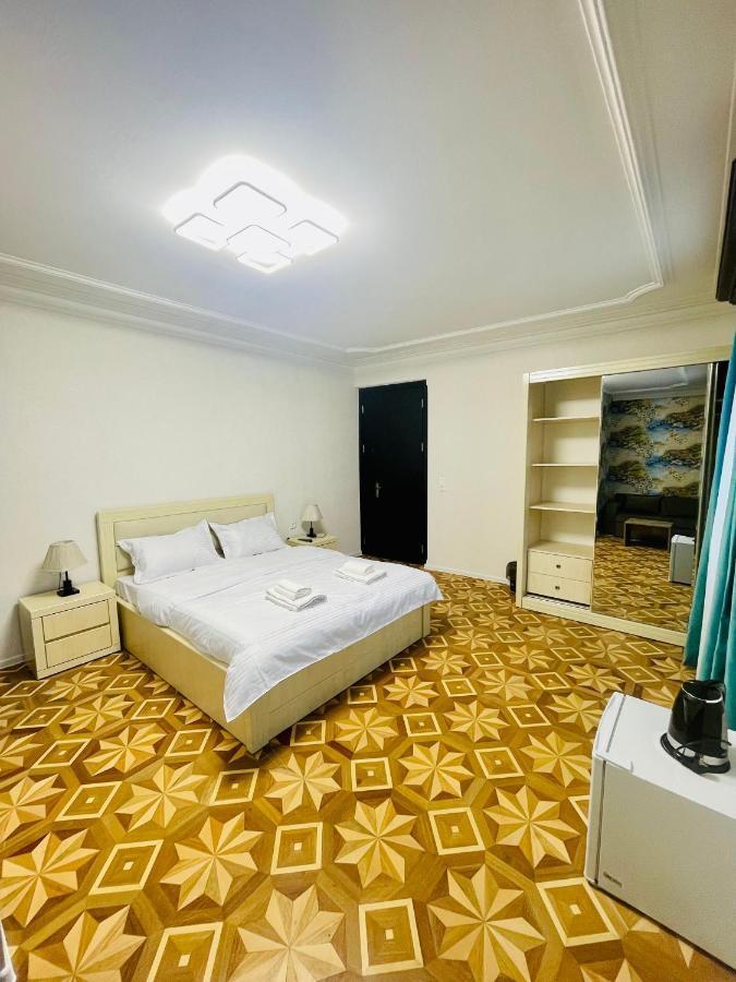 Quality Inn Tbilisi Buitenkant foto